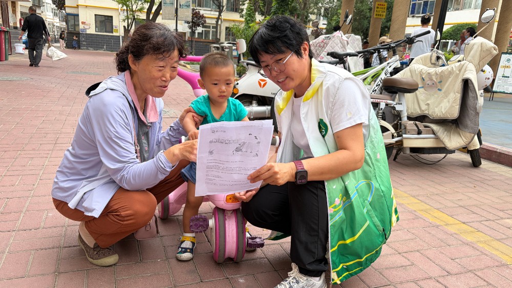 银川市兴庆区信义社区：普法走进小区院落 生育政策温暖民心