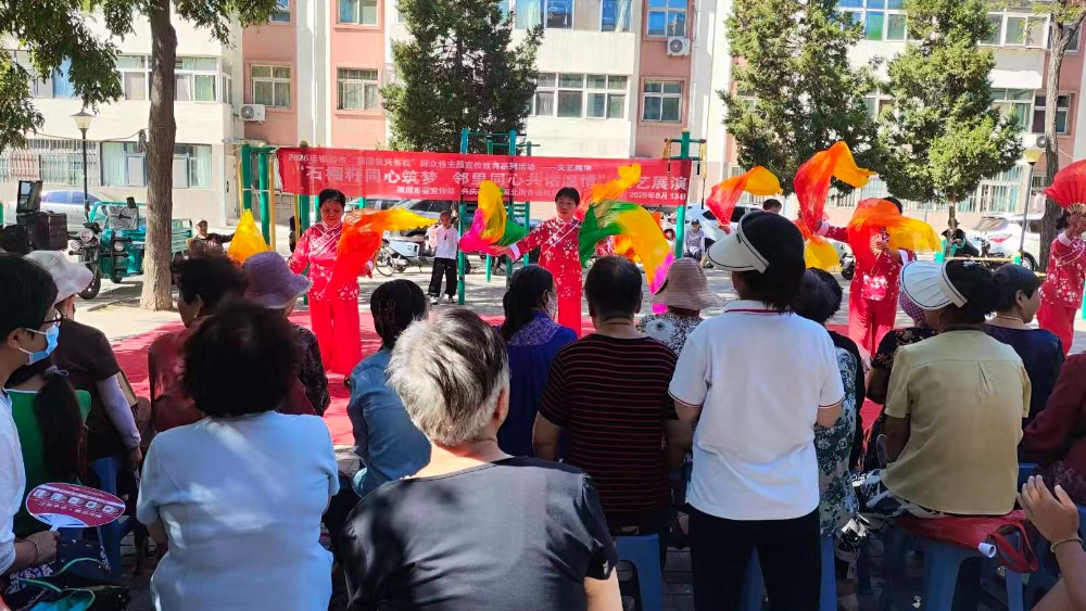 银川市兴庆区青山社区：文艺汇演聚民心 志愿服务促团结