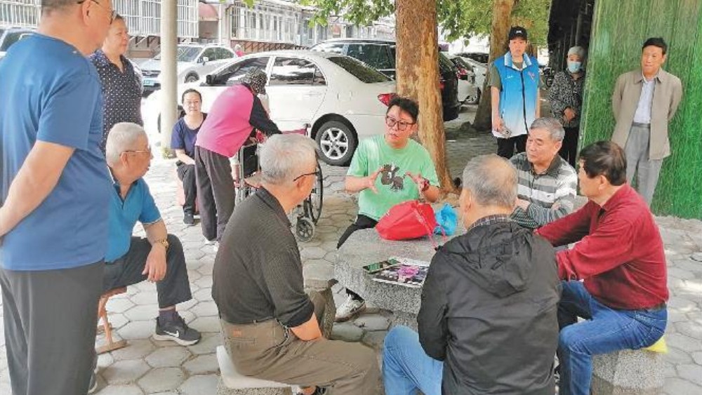 老旧小区没物业咋办？这里有自治小组