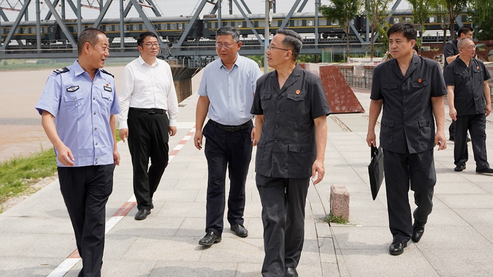 全国生态日丨一组海报，看济南法院守护绿水青山