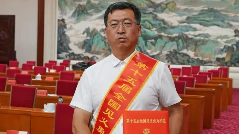 嫩江边上的“凡人微光”
