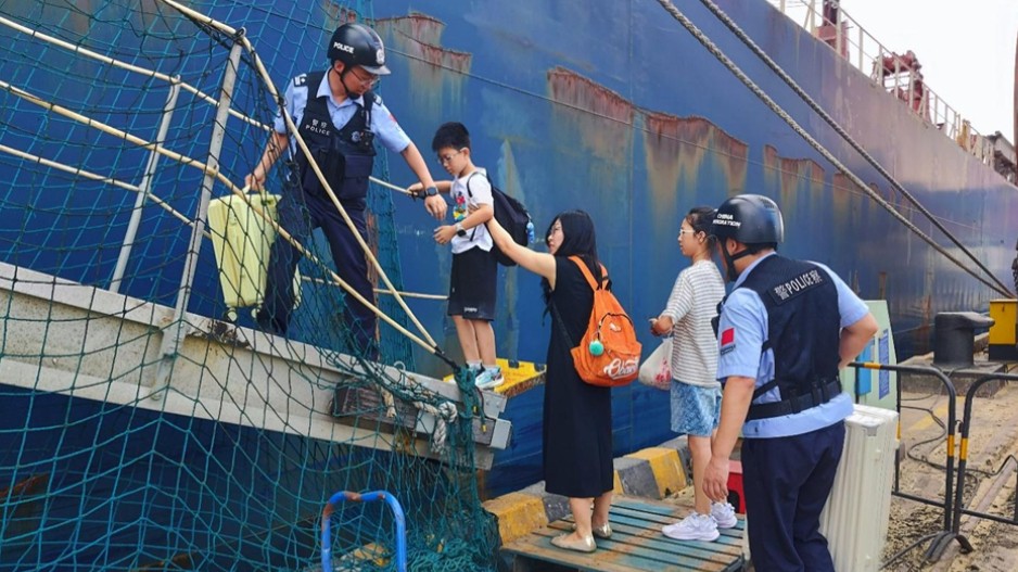 七夕，江海边的“鹊桥”这样搭成