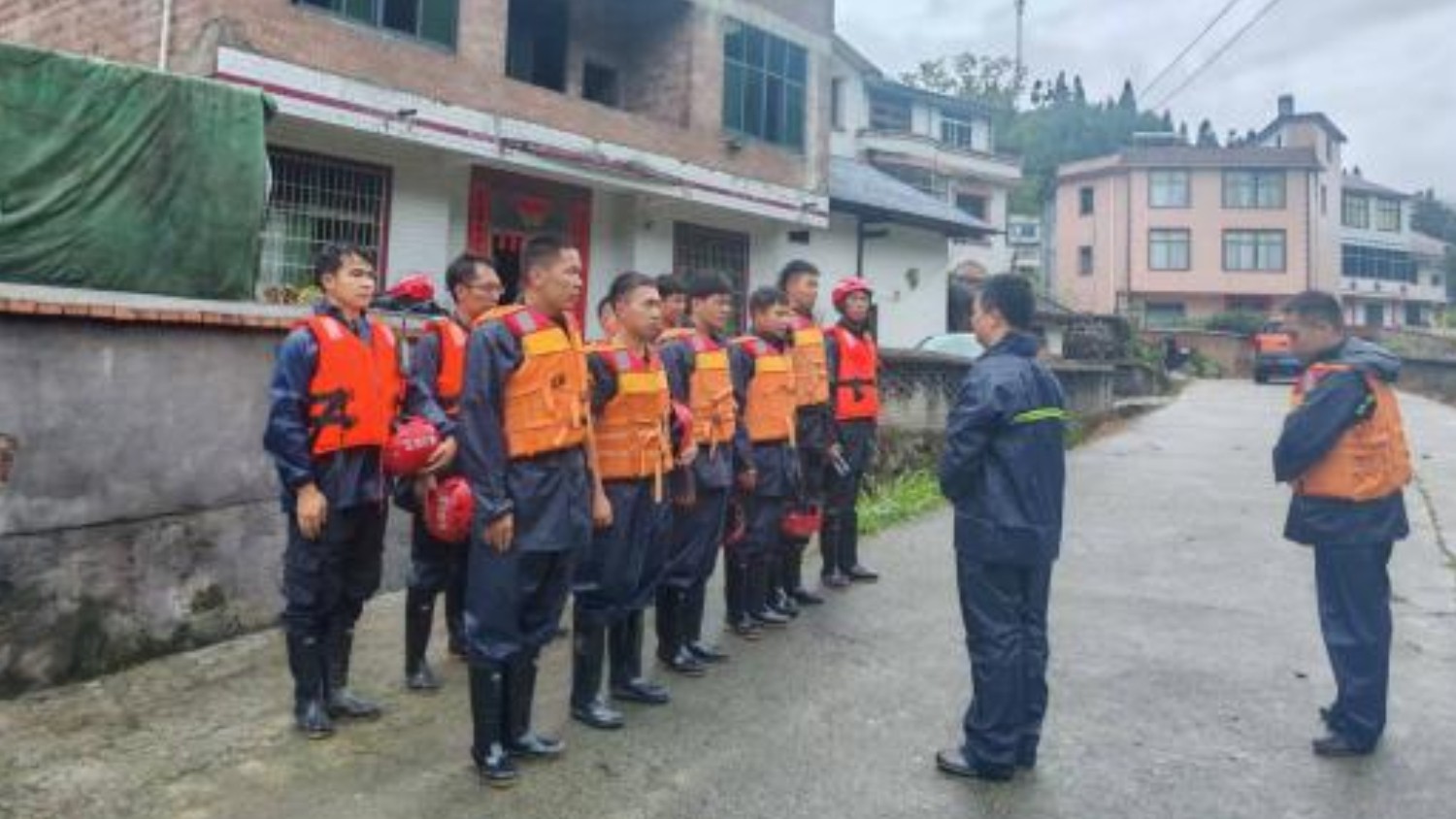 遂川县全力迎战强降雨，筑牢防汛“安全堤”