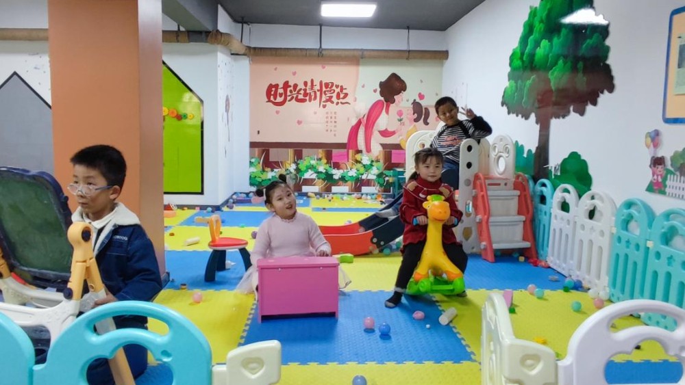 吴忠市利通区金星花园社区：车库蝶变便民客厅，共治赋能基层善治