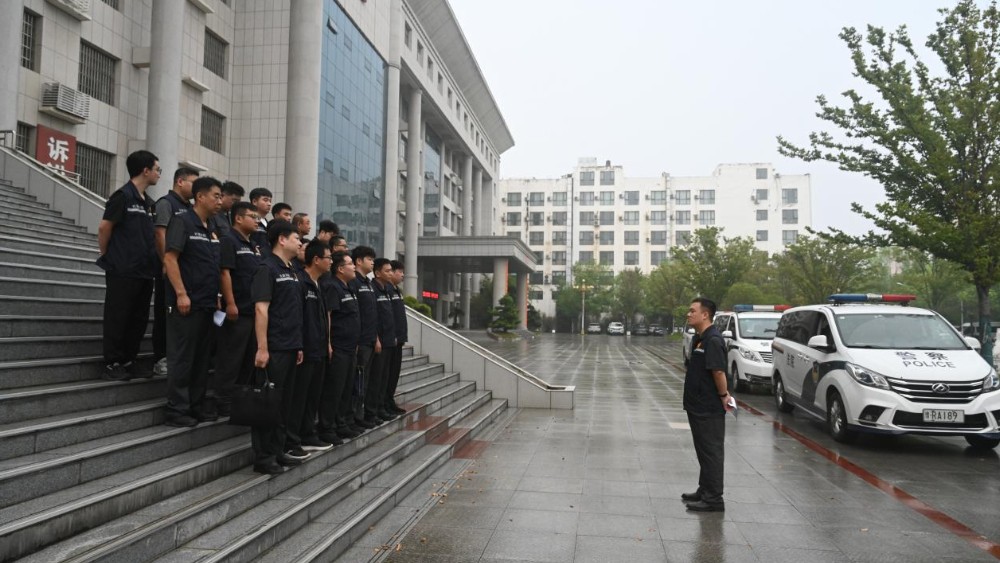 河南省南阳市社旗县法院开展涉农民工工资及欠薪专项集中执行行动