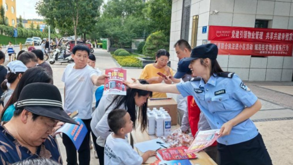 警情发生在哪，宣传就到哪——崇文路派出所“六盯”并举促防范