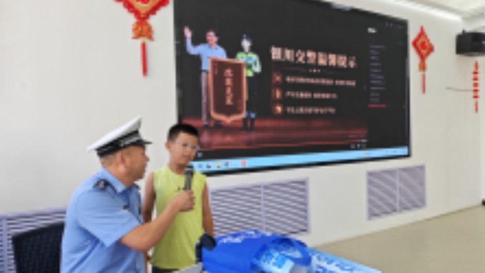 银川市金凤区海珀兰轩社区：警社联动宣讲防骗知识 多方携手筑牢安全防线