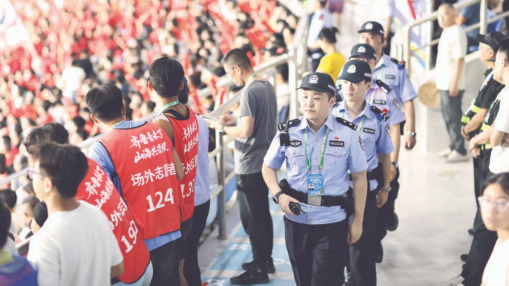 烟台莱山：前移警务关口 守护市井烟火