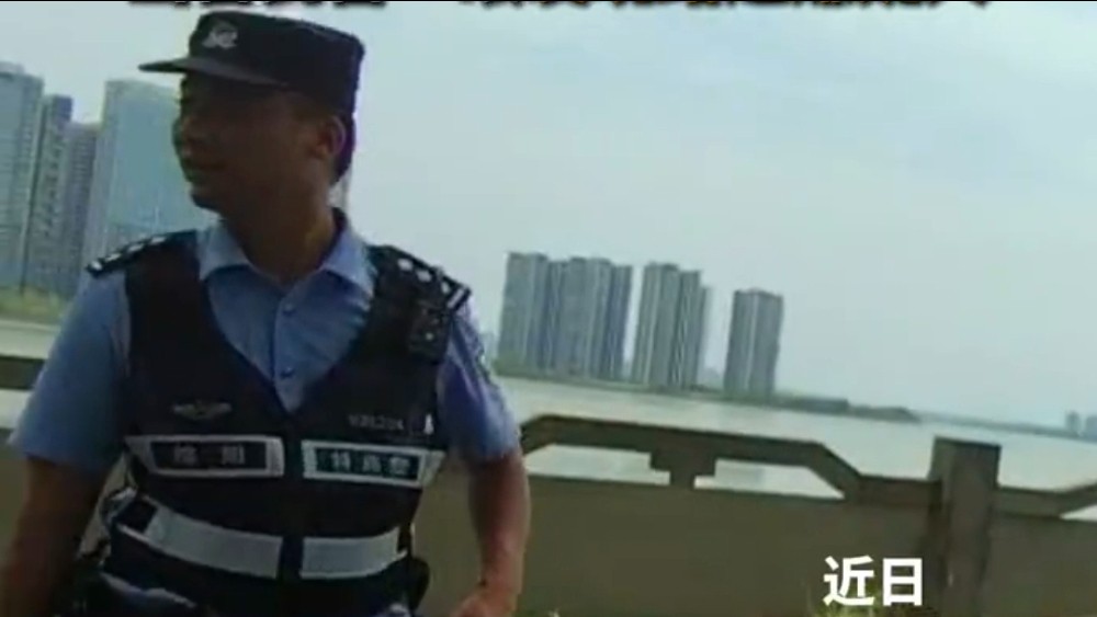绵阳民警出警中途发现盗窃嫌疑人