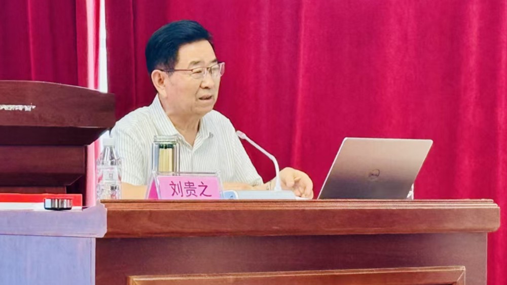 树立民本思想就要坚持以人民为中心、要走共同发展之路