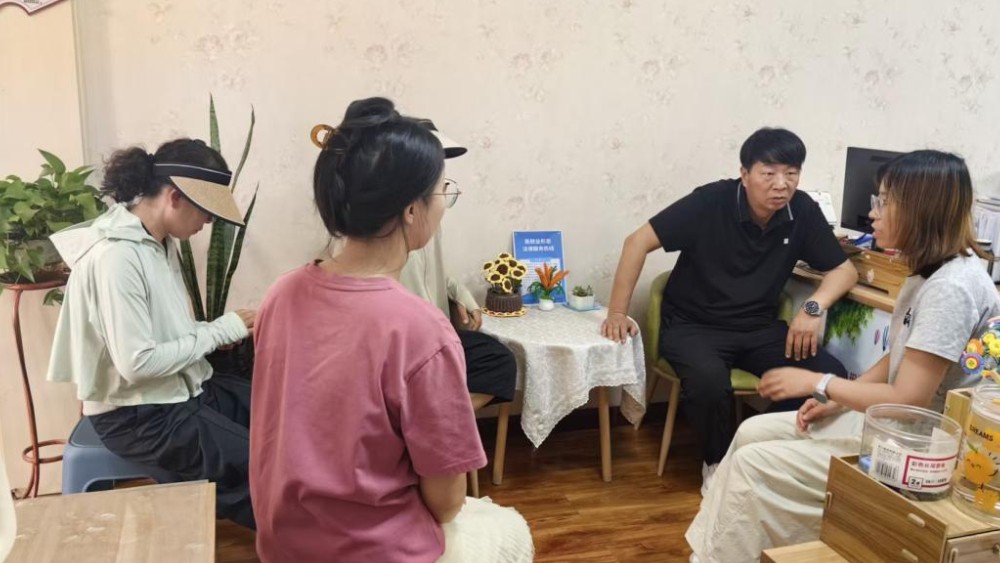 银川市兴庆区雅苑社区：工单变“连心单” 社企携手纾民困