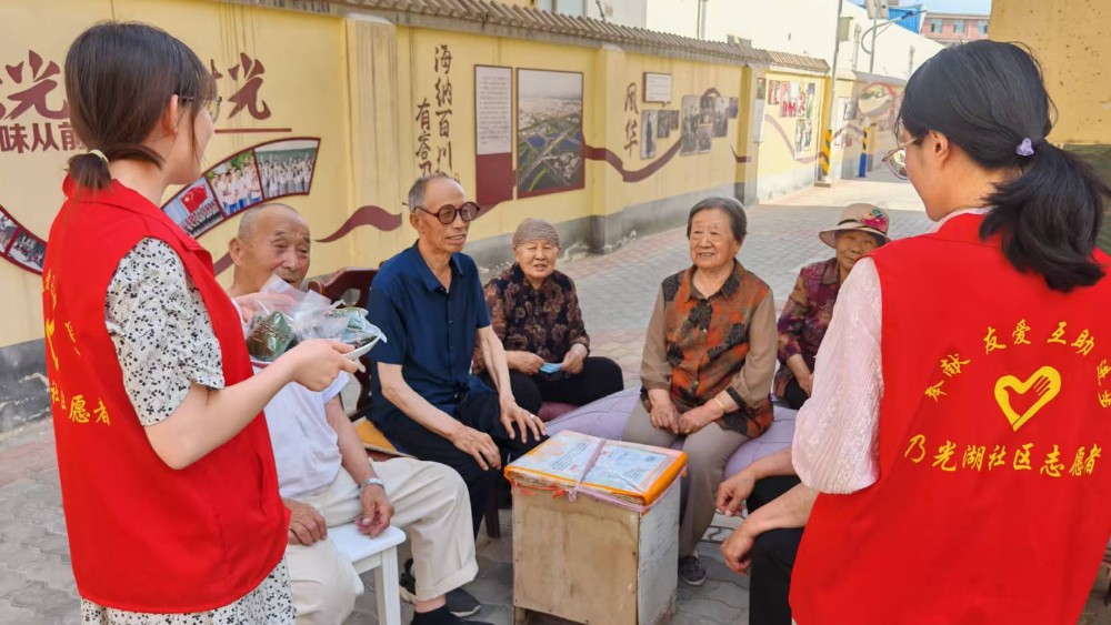 吴忠市利通区乃光湖社区：党建引领聚微光 基层治理谱新篇