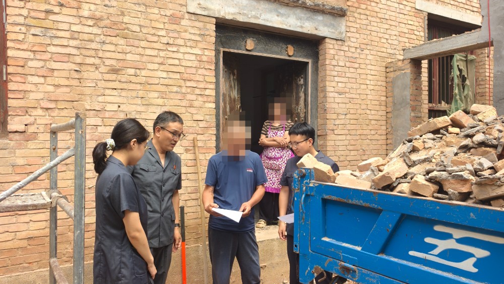 大荔县法院：八年积怨一朝化解