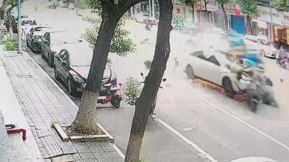 驾车中突发疾病造成事故致1死4伤 宁波交警通报