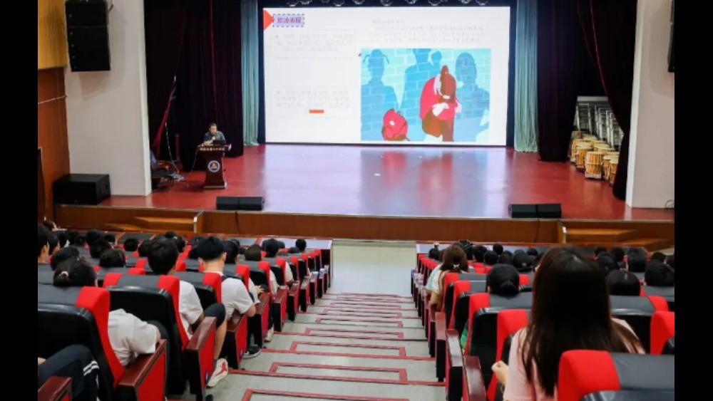 吉林省珲春市法院：法治护航开学季