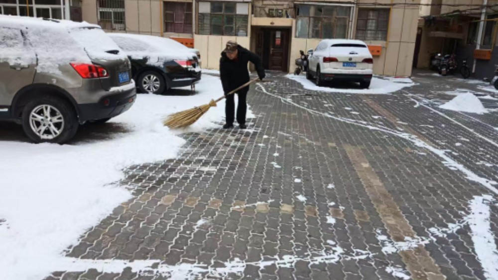 吴忠市利通区金星花园社区：一肩挑起百家事 八载守望一楼暖