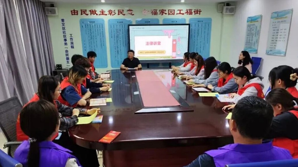 老小区停车闹得不可开交？