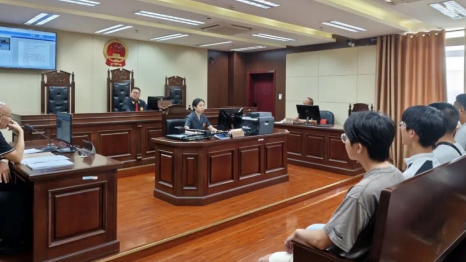 “賨法启明 徽映青春”——武胜县法院为准法学生点亮“法治第一课”