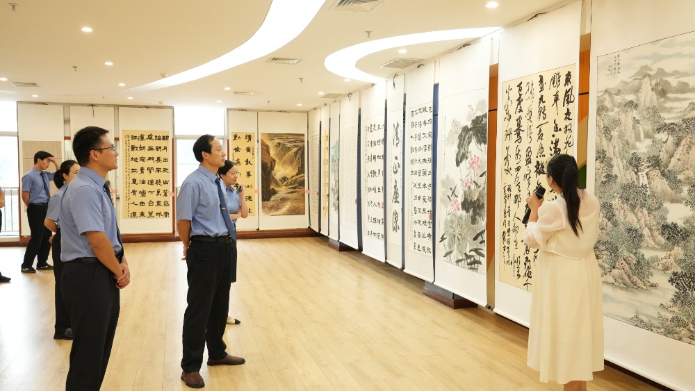 商南县检察院：观民俗以明根脉 品廉韵而铸检魂
