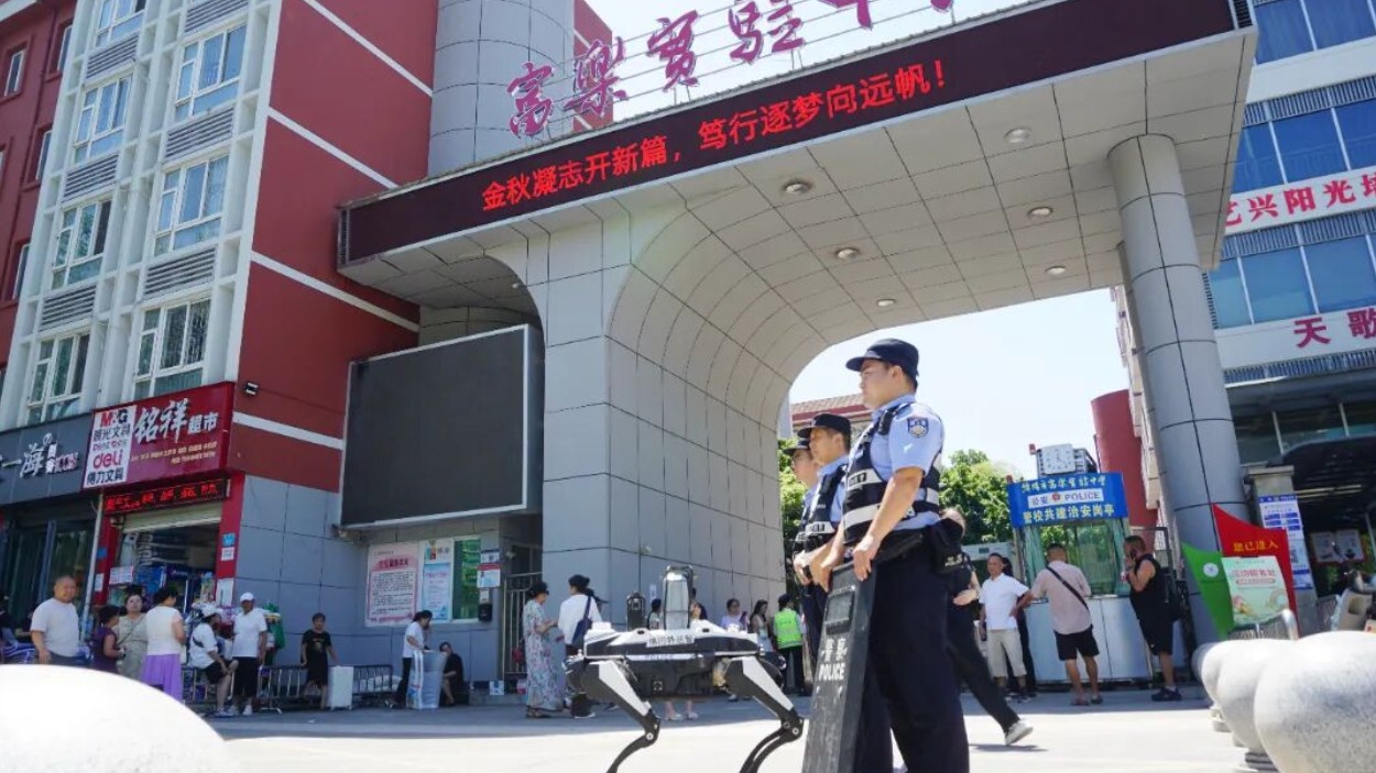 百日攻坚·平安护夏 绵阳公安筑牢四道防线守护校园安全