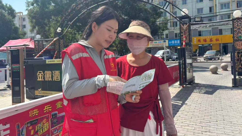 银川市兴庆区玺悦社区：普及分类小知识 绿色理念入人心