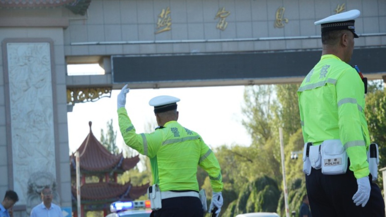 新疆乌鲁木齐市公安局交通管理支队天山区大队全力护航秋季开学道路交通安保工作