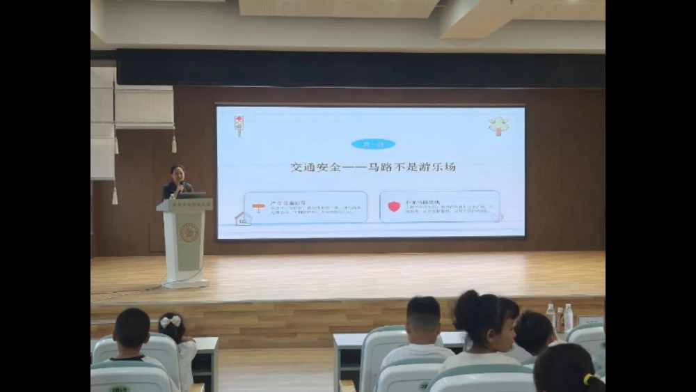 吉林省延吉市法院：法治副校长进校园 上好开学安全第一课