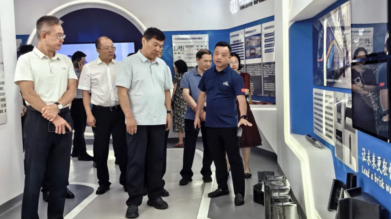 罗强带队到德阳调研低空经济发展情况