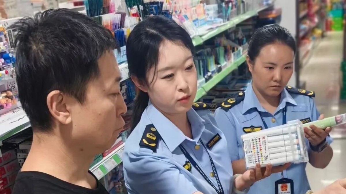 “开学第一课”阿拉善盟多部门联动筑牢校园安全防线
