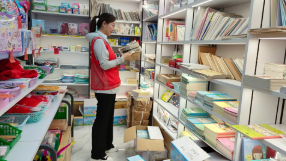 银川市兴庆区泰和社区：排查隐患筑防线 法治护航伴成长
