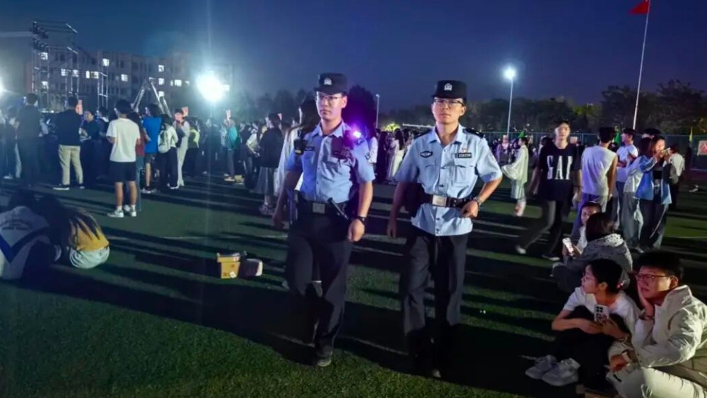 “警校兵群”四方聚力 “四两拨千斤”守护平安