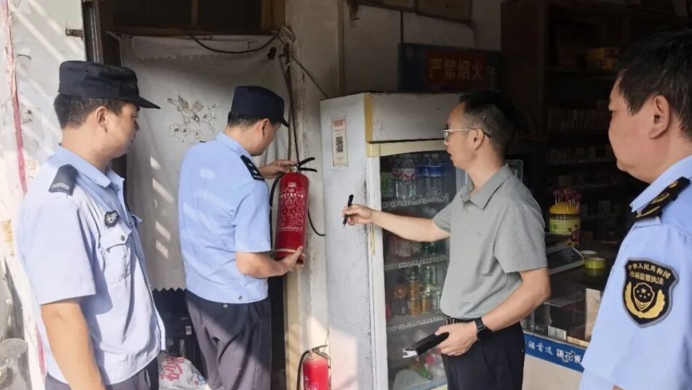 商南湘河派出所全力护航开学季