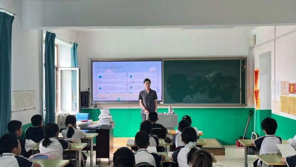 明水县人民法院：开学法治宣讲进课堂 筑牢校园安全“防火墙”