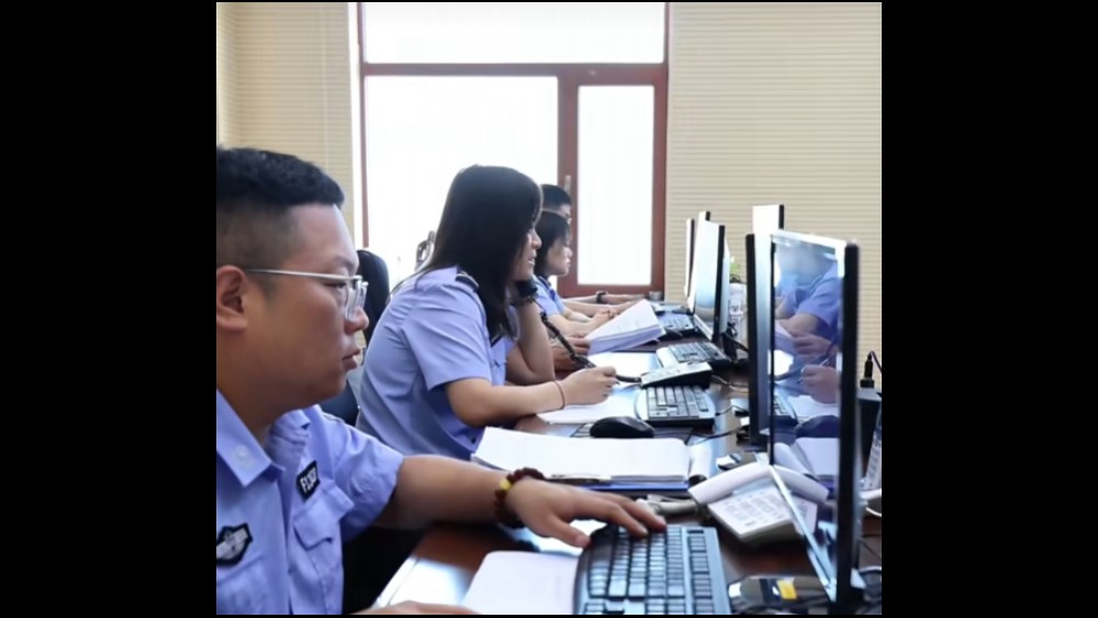 吉林省德惠市公安局交通管理大队以精细化治理为抓手 全力破解早晚高峰交通拥堵难题