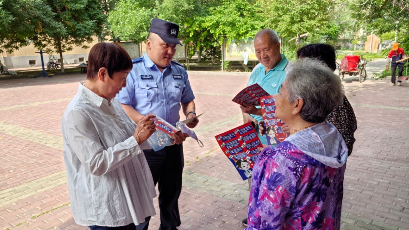 践行新时代“枫桥经验” 新疆奎屯市公安局以“三个当好”绘就为民服务新答卷