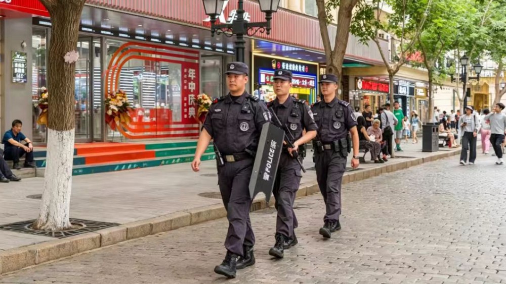 冰城公安：把街面警务站打造成群众身边的安全堡垒