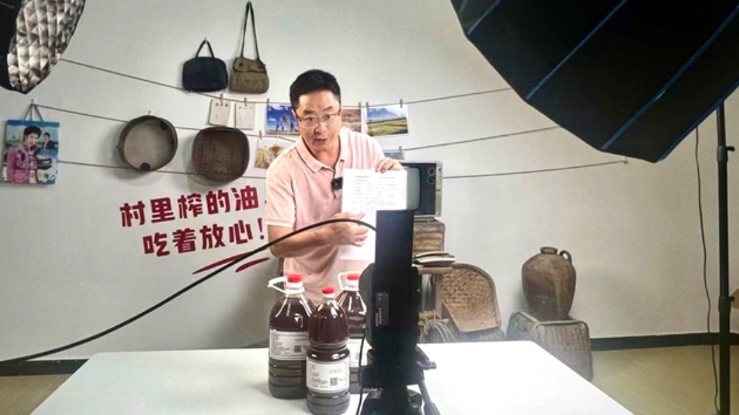 德乡益农人：一粒油菜籽 一颗赤子心