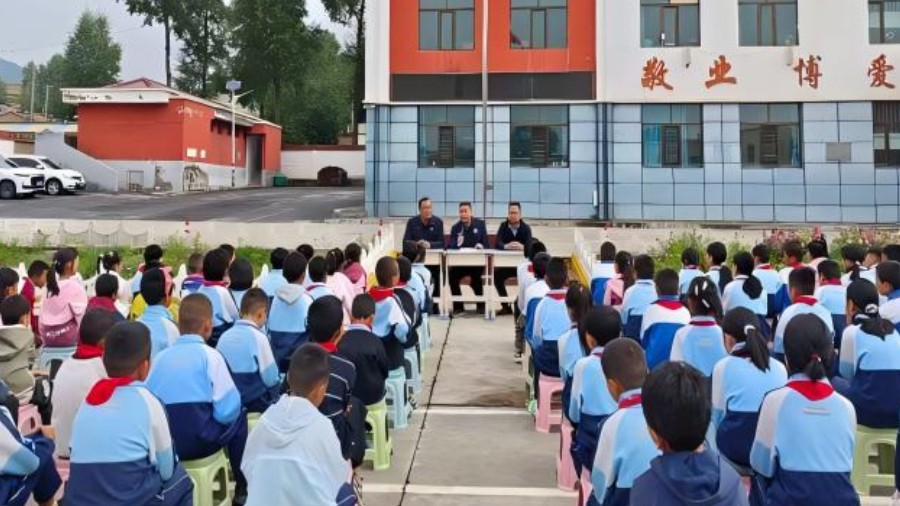 法治护航开学季  护苗成长“不缺席”