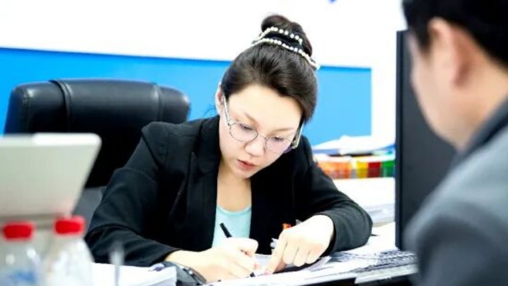 龙江政法先优故事丨徐维：以锐思开拓复议新境的“90后”