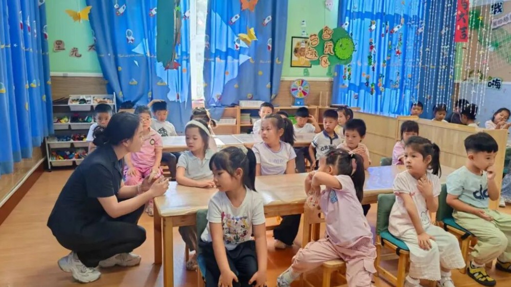 清涧县法院开展“法治进幼儿园”校园安全普法宣讲活动