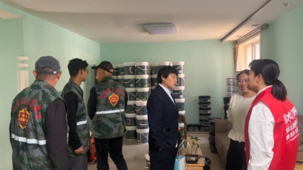 银川市兴庆区丽水社区：入户调解促和谐 排查隐患保平安