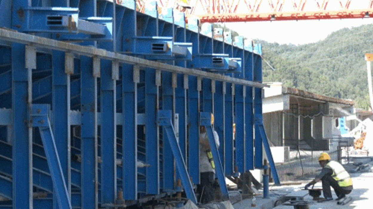 铺轨11.485公里！宣汉这条铁路建成货运将破千万吨