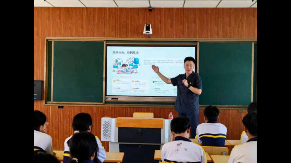 学法于心守底线 吉林德惠法院郭家法庭开讲“开学第一课”