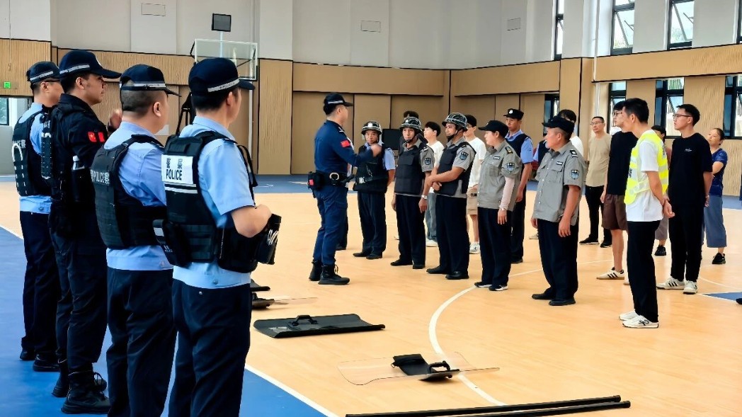 洪雅公安开展校园最小应急单元培训