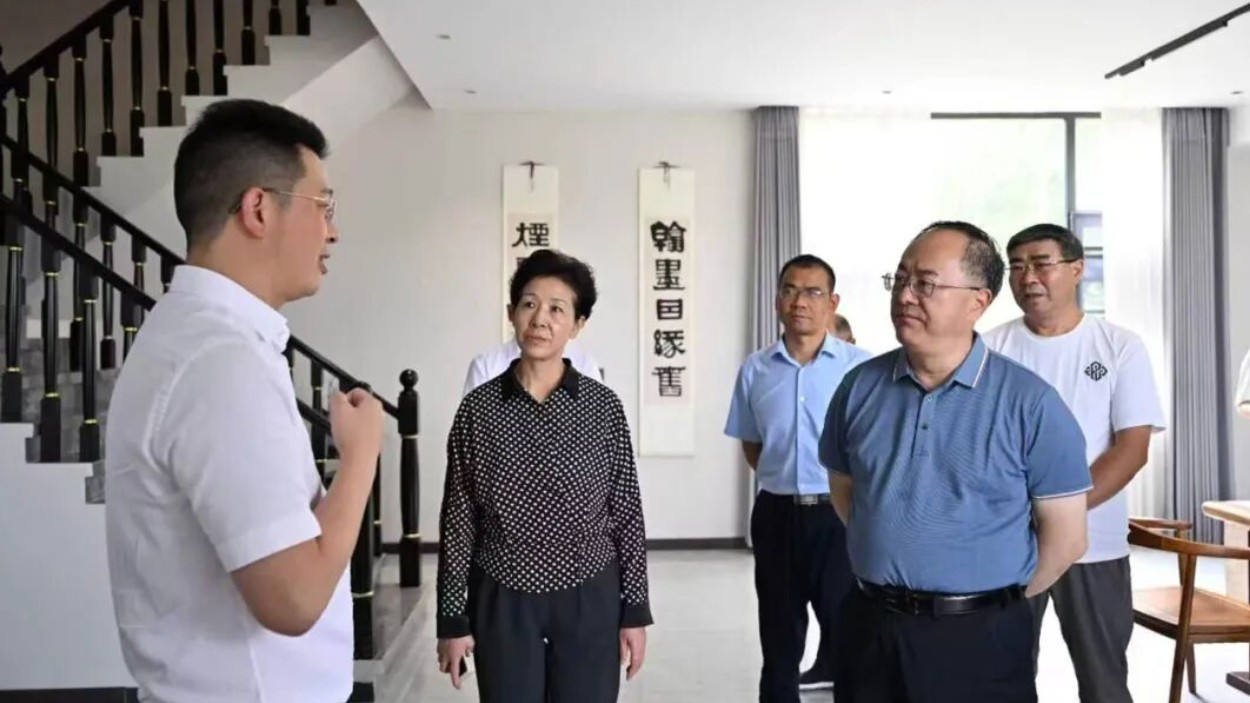 四川省政协副主席杜和平来竹调研