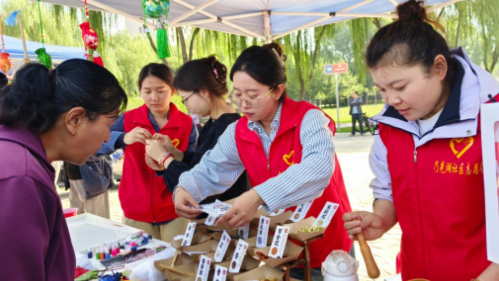吴忠市利通区乃光湖社区：秦渠之上润万家 邻里相守一家亲