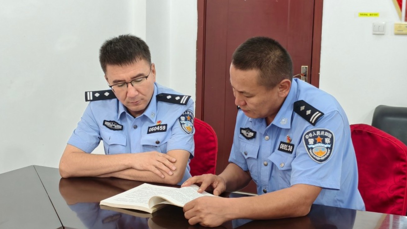 新疆伊宁市公安局：讲台不在教室，初心从未下课