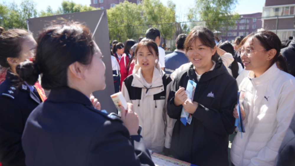 聚力联动进校园 护航青春助成长