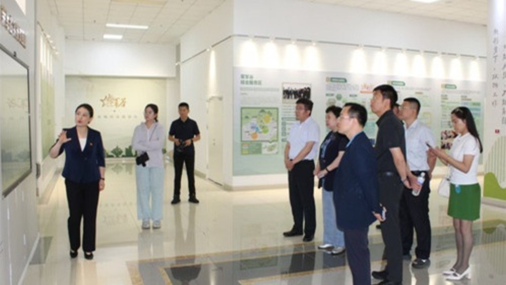 温柔托举老兵“转身”的每一步