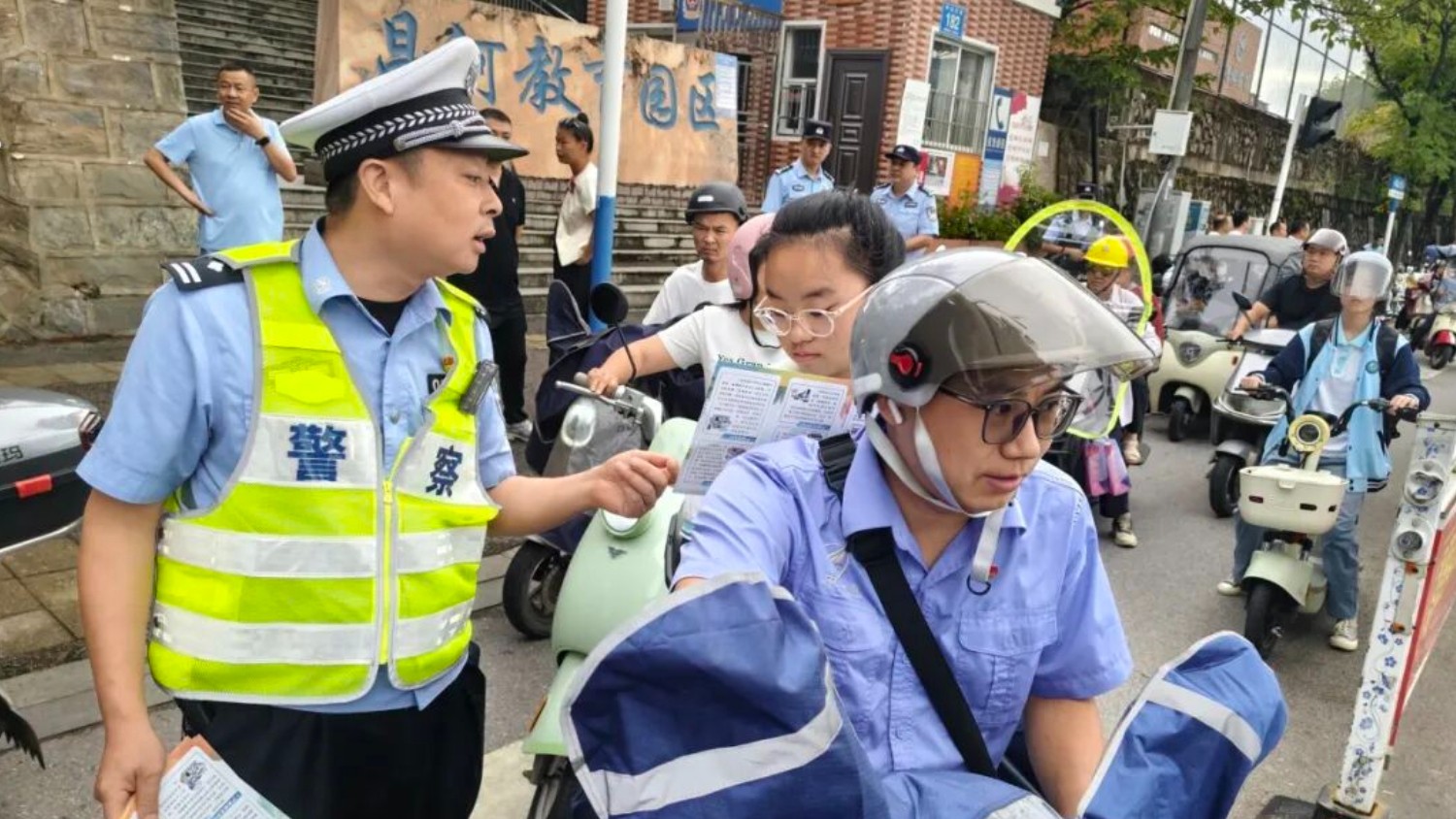 景德镇交警常态化开展交通整治 聚力降警情压事故护畅安